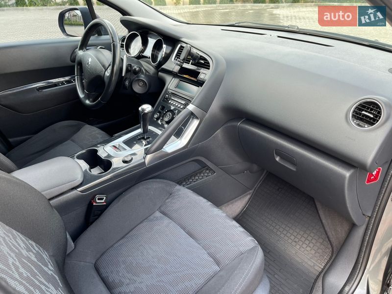 Внедорожник / Кроссовер Peugeot 3008 2011 в Золочеве