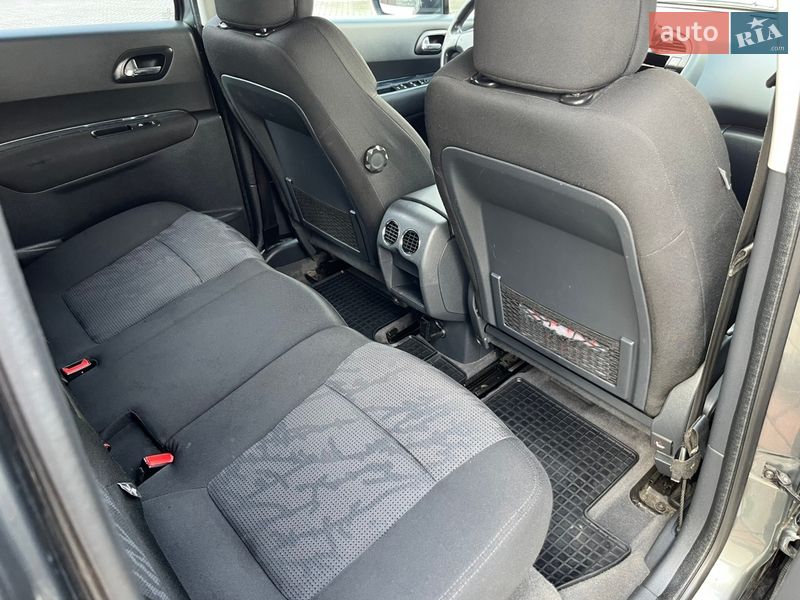 Внедорожник / Кроссовер Peugeot 3008 2011 в Золочеве