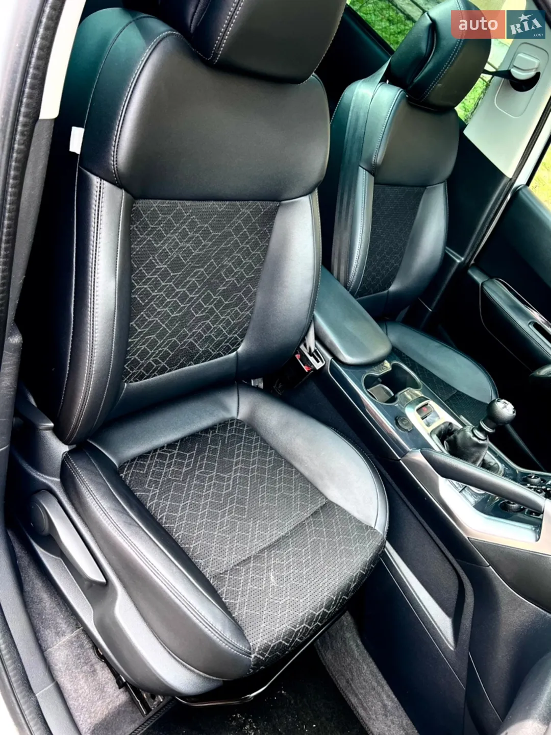 2015 Peugeot 3008 - мініатюра 19
