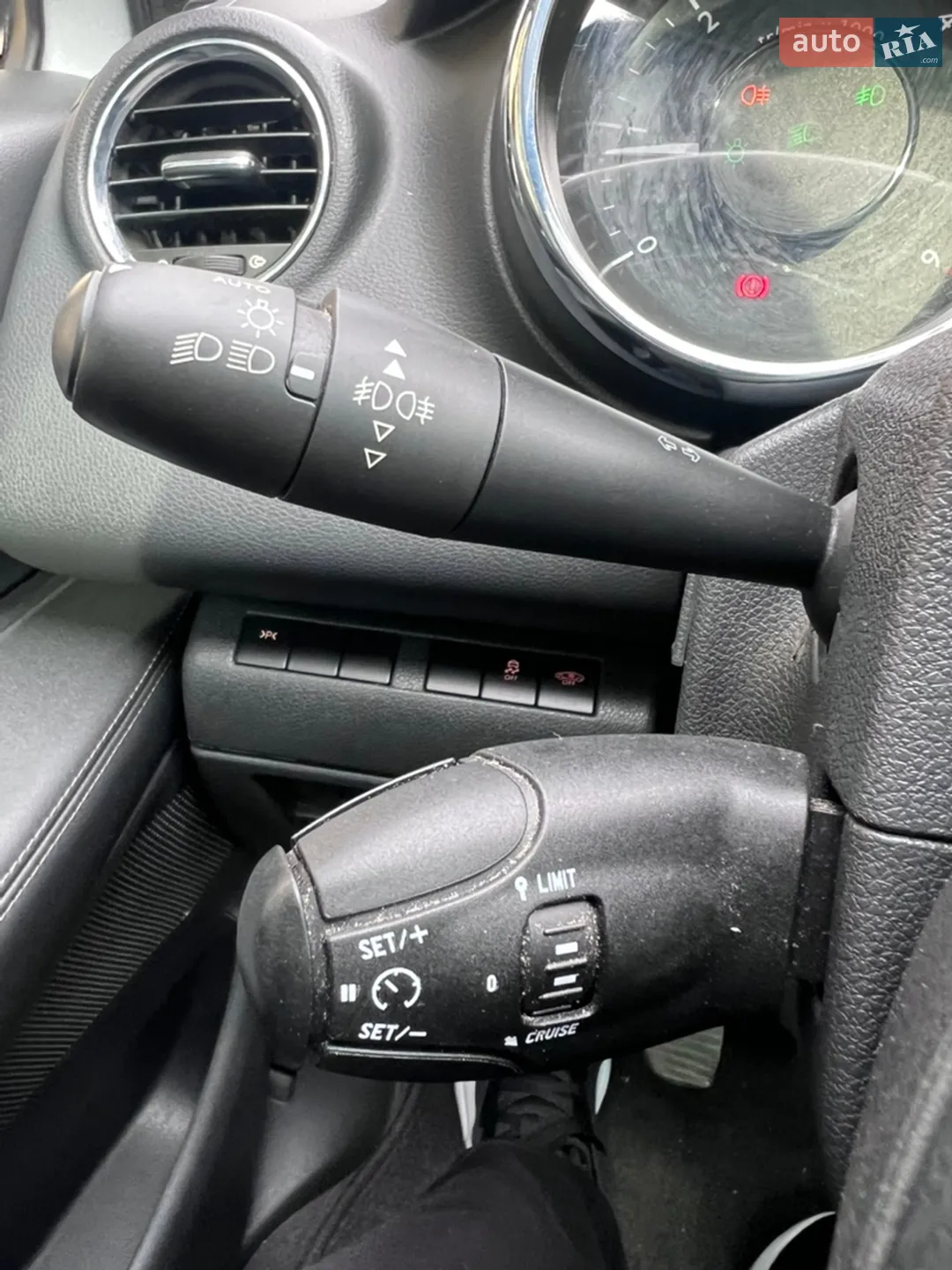 2015 Peugeot 3008 - мініатюра 26