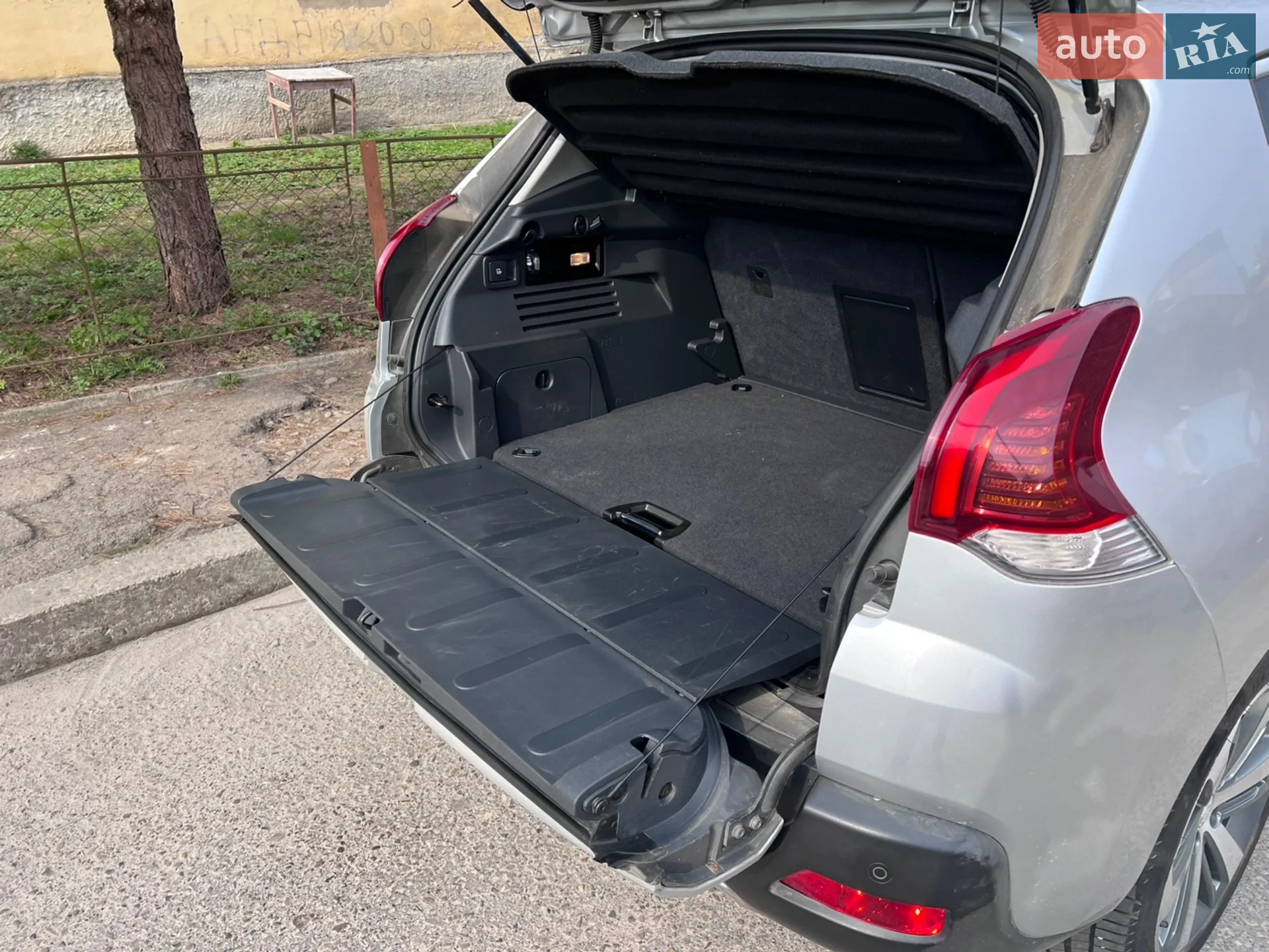 2015 Peugeot 3008 - мініатюра 24