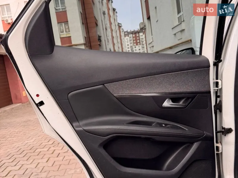 Peugeot 3008 2017 VIN VF3MJAHXVHS223225 фото оголошення 10 з 81