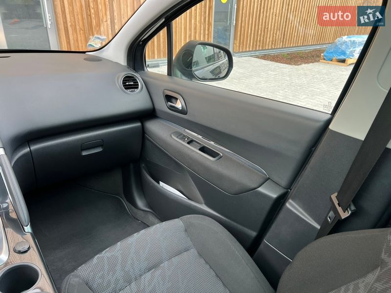 Внедорожник / Кроссовер Peugeot 3008 2011 в Львове