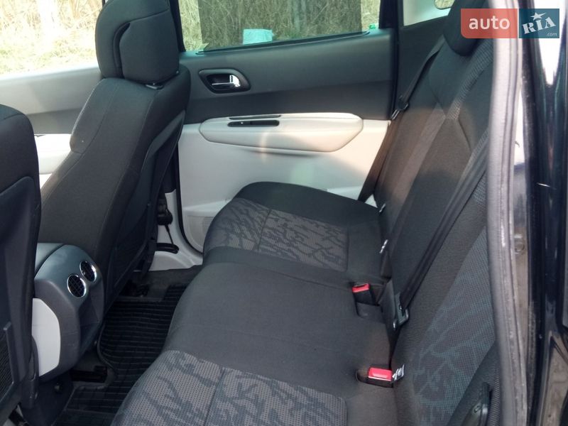 Внедорожник / Кроссовер Peugeot 3008 2010 в Самборе