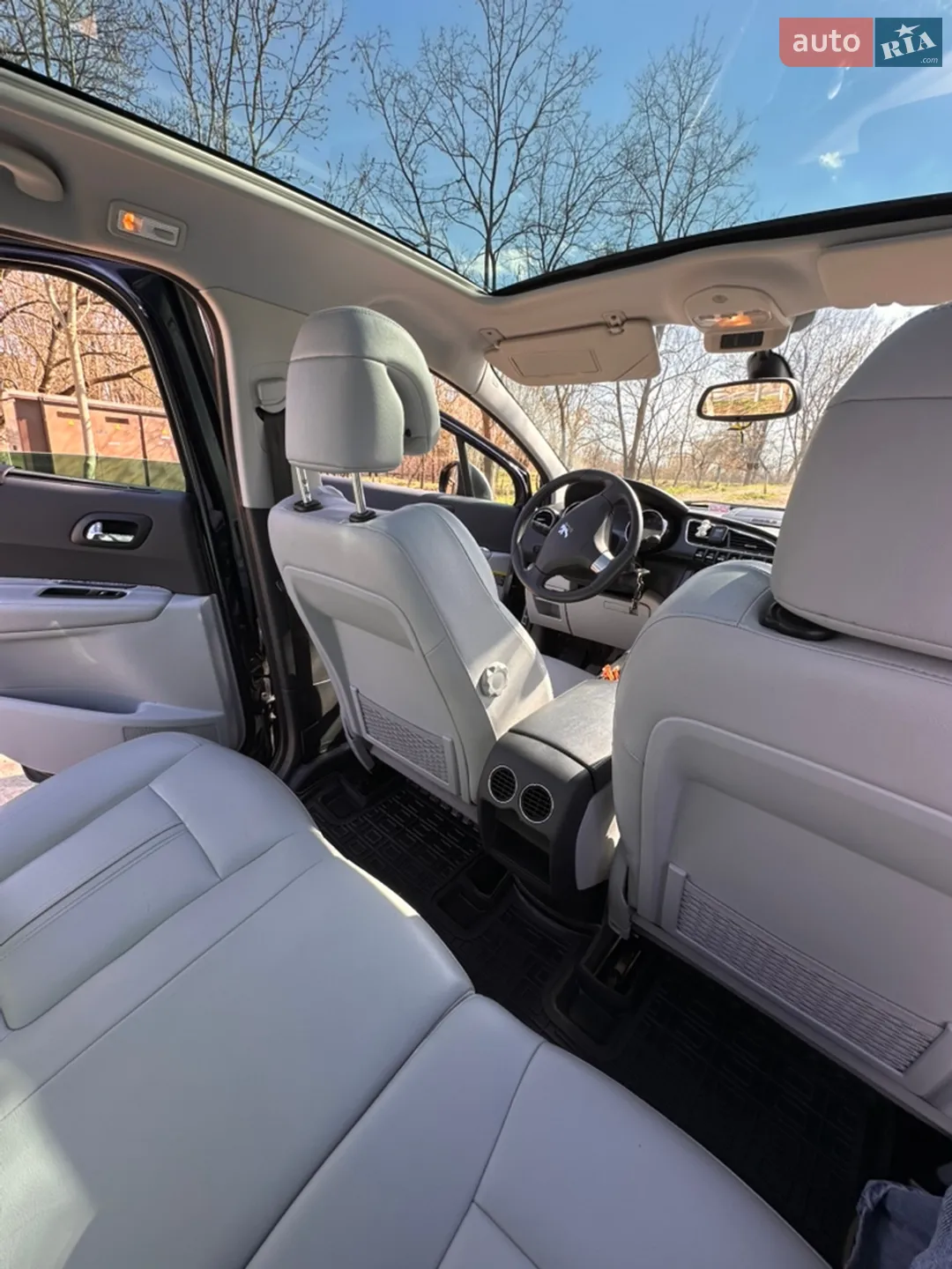 2011 Peugeot 3008 - мініатюра 13