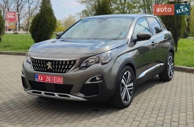 Внедорожник / Кроссовер Peugeot 3008 2017 в Черновцах