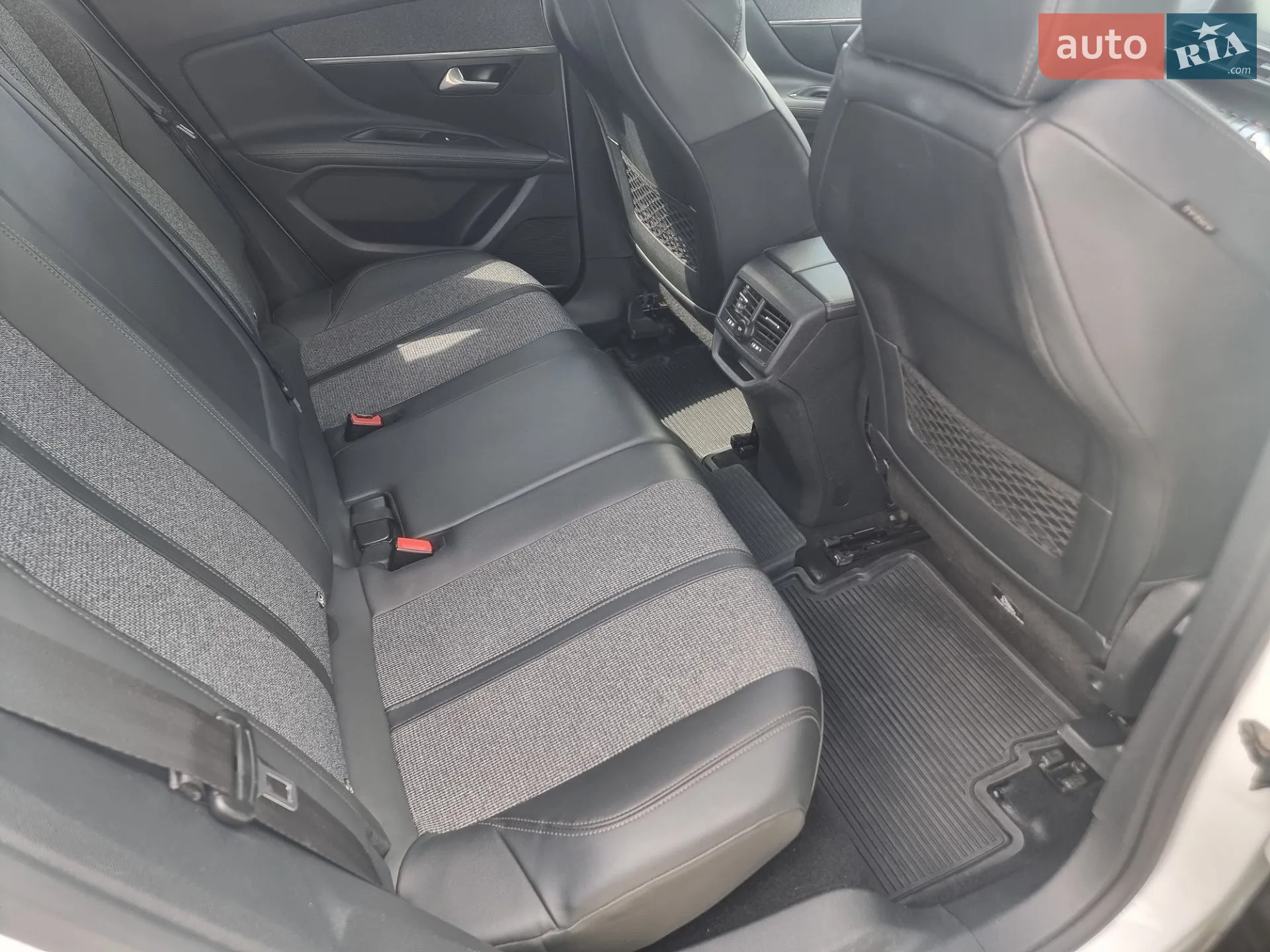 2020 Peugeot 3008 - мініатюра 32