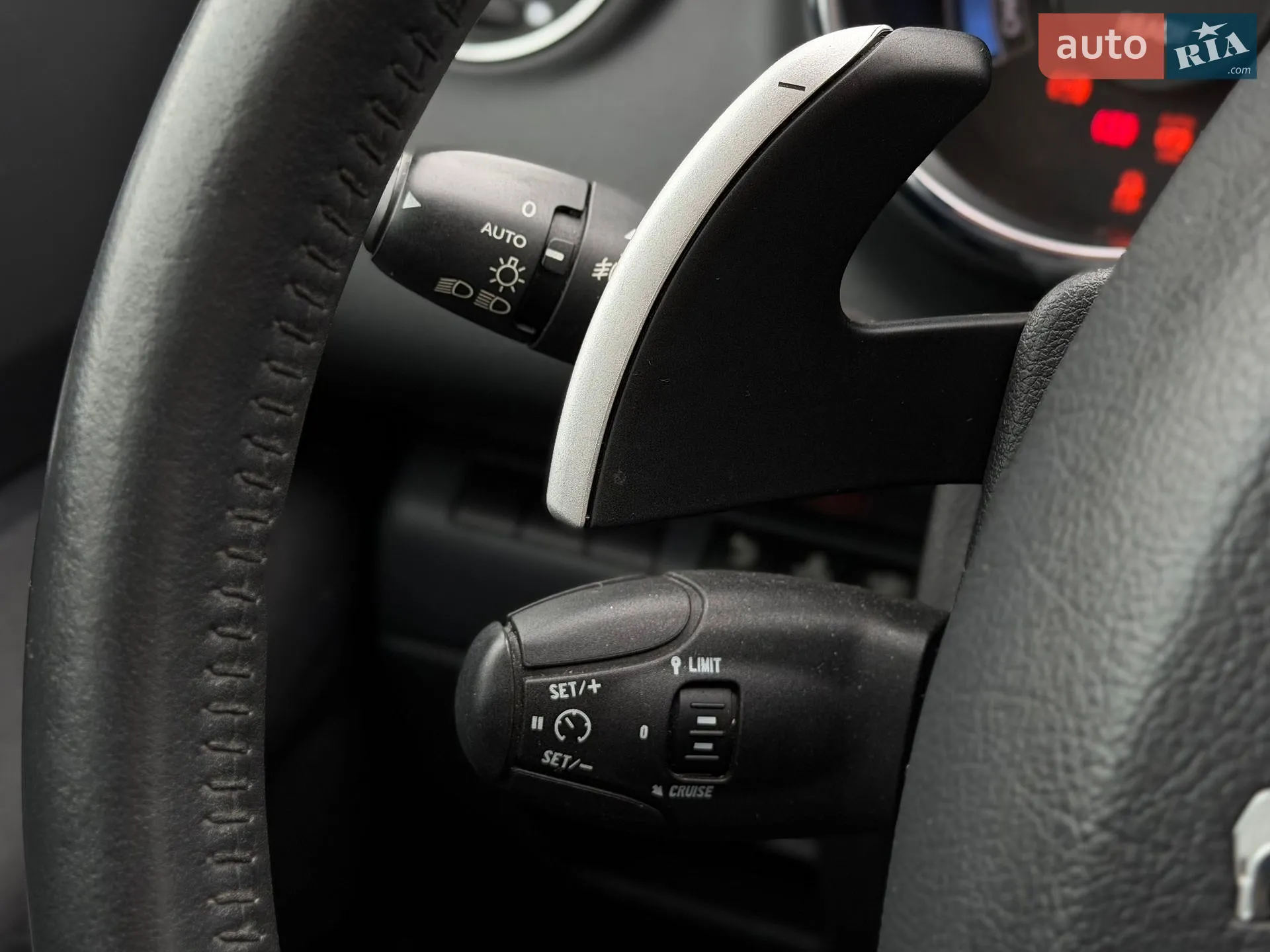 2013 Peugeot 3008 - мініатюра 33