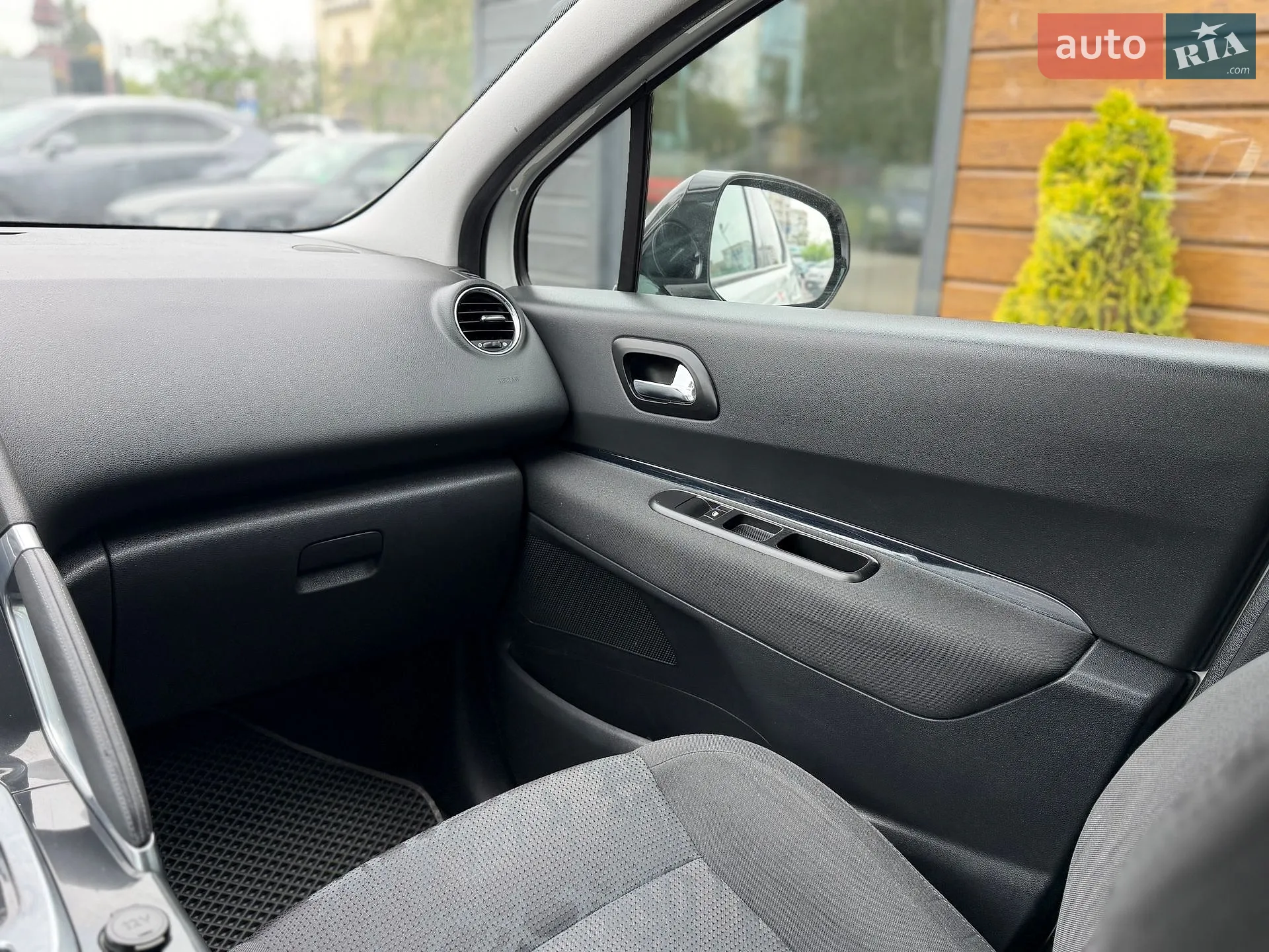 2013 Peugeot 3008 - мініатюра 42