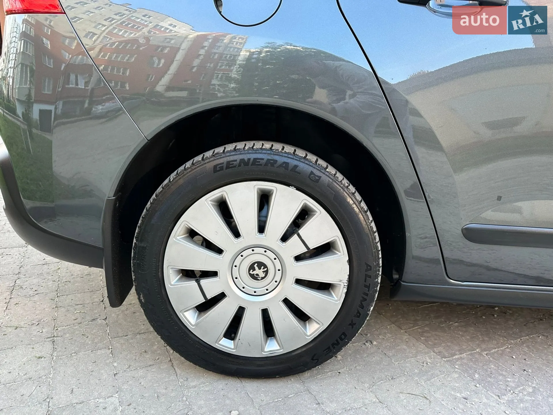2010 Peugeot 3008 - мініатюра 9