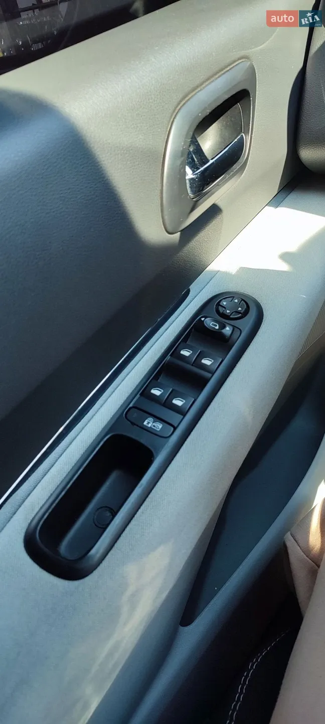 2014 Peugeot 3008 - мініатюра 8