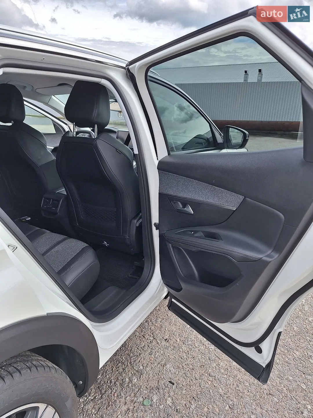 2019 Peugeot 3008 - мініатюра 18