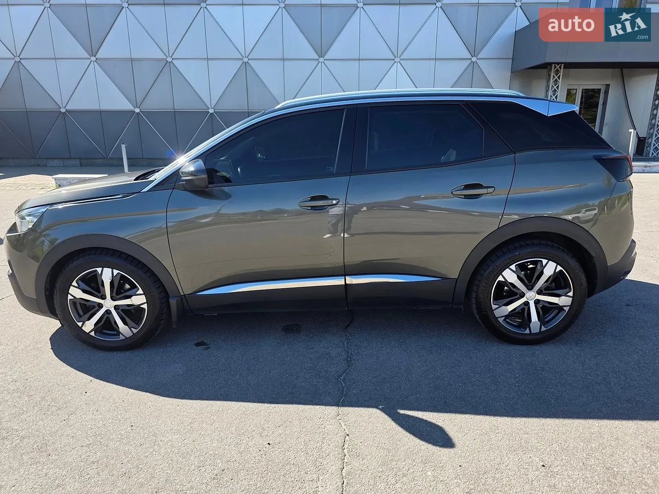 2017 Peugeot 3008 - мініатюра 4