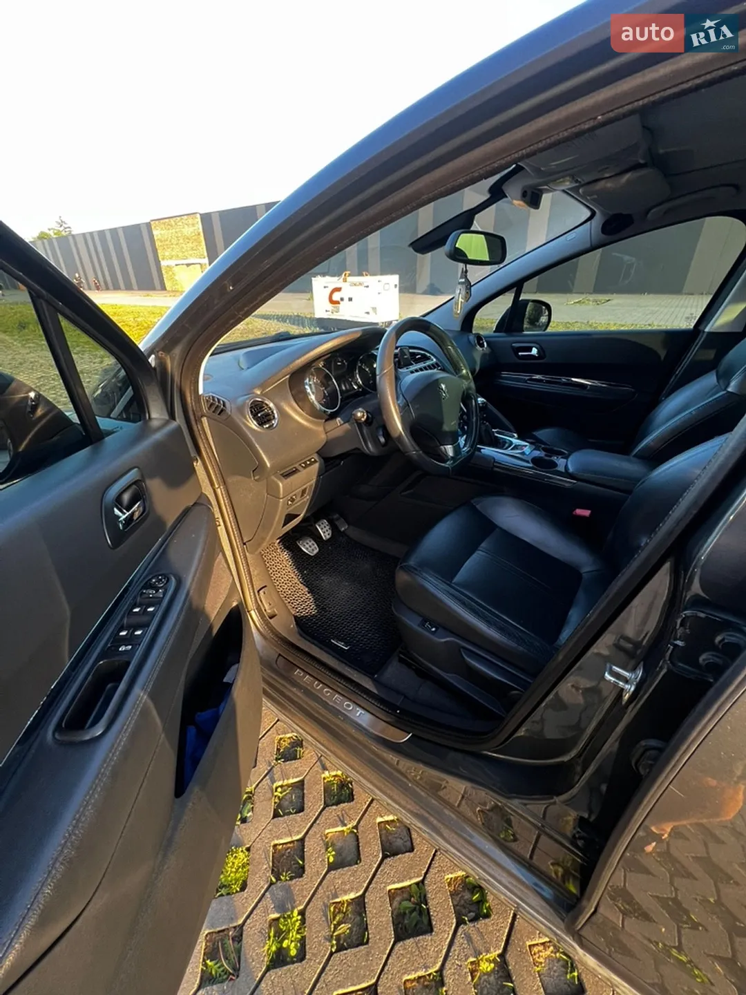 2012 Peugeot 3008 - мініатюра 6