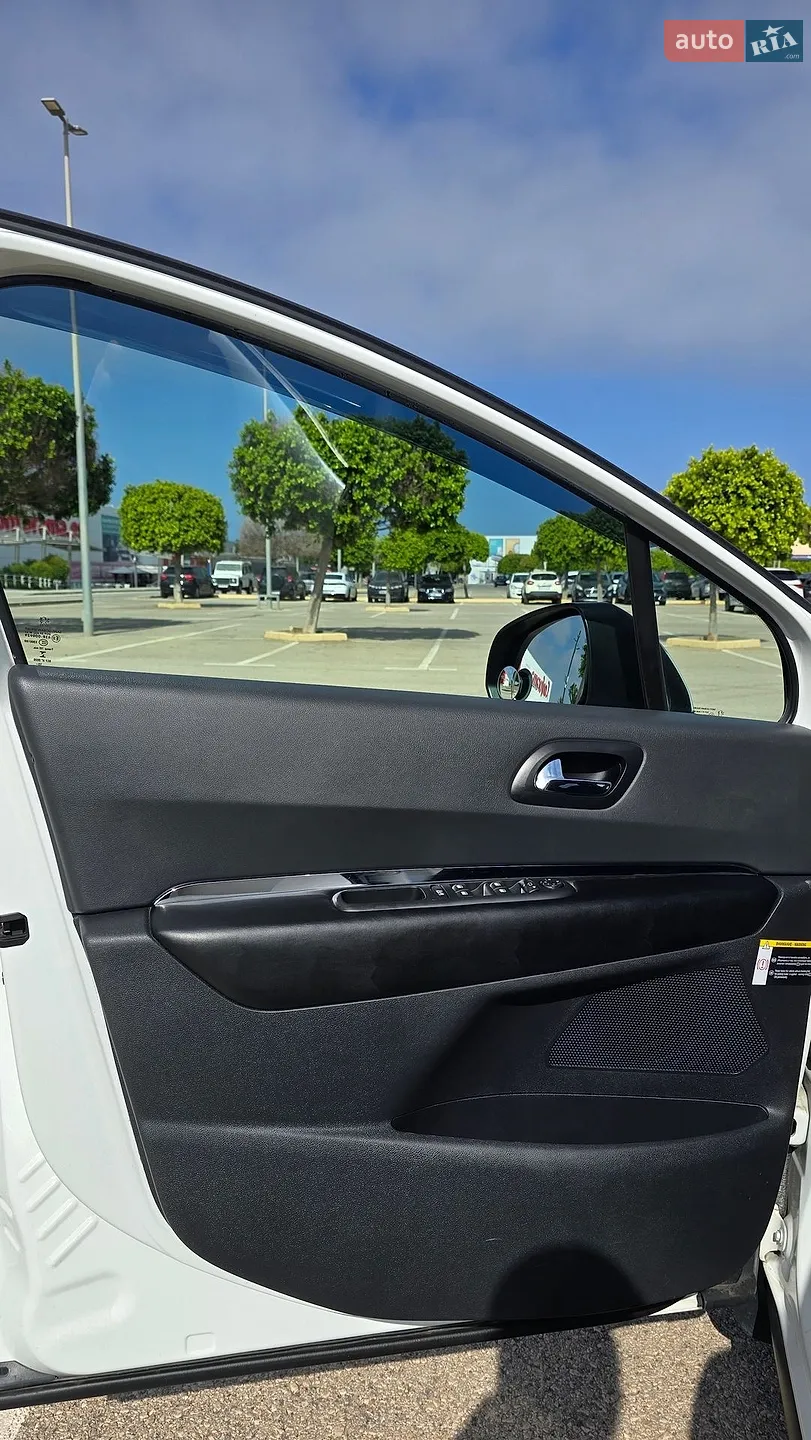 2014 Peugeot 3008 - мініатюра 33