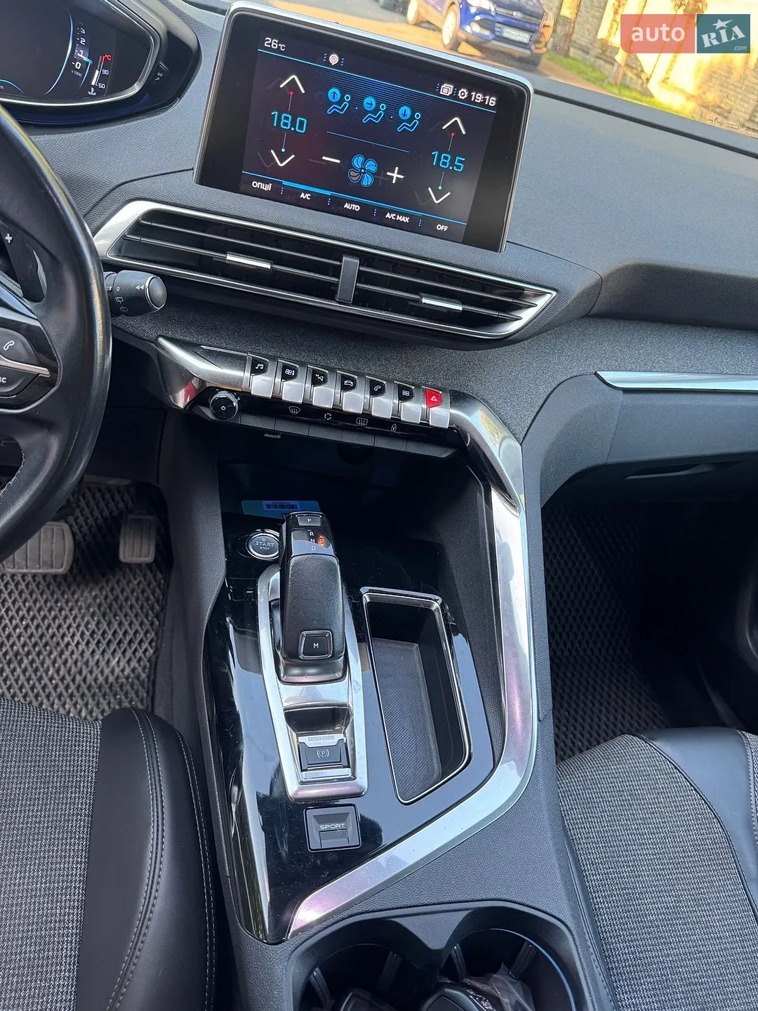 2017 Peugeot 3008 - мініатюра 16