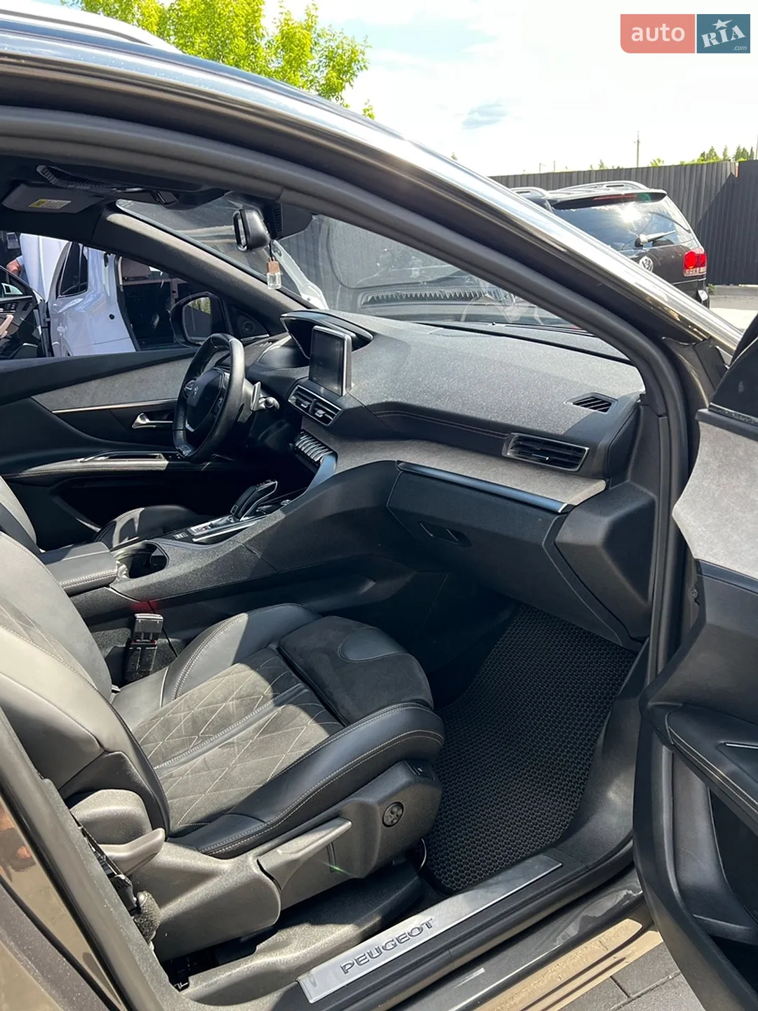 2017 Peugeot 3008 - мініатюра 30