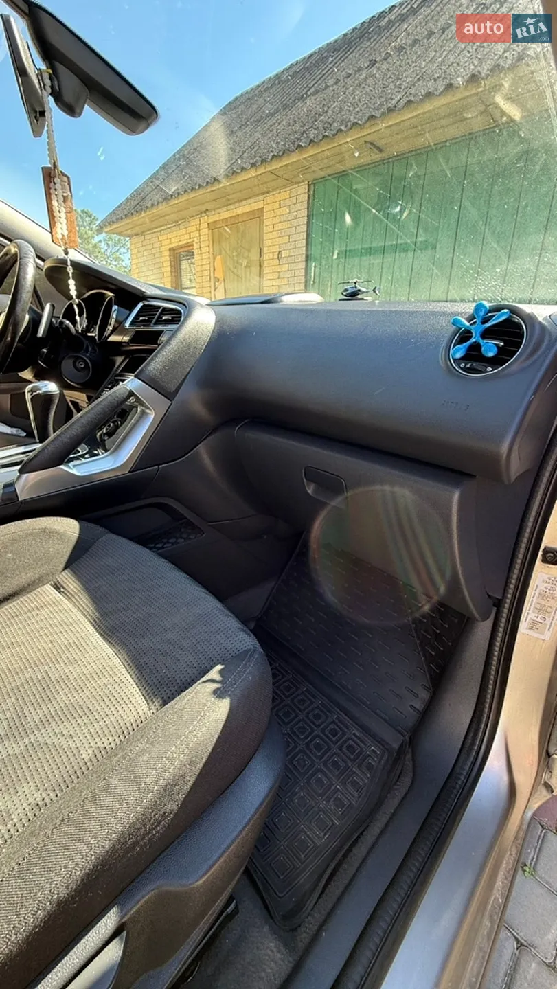 2011 Peugeot 3008 - мініатюра 15