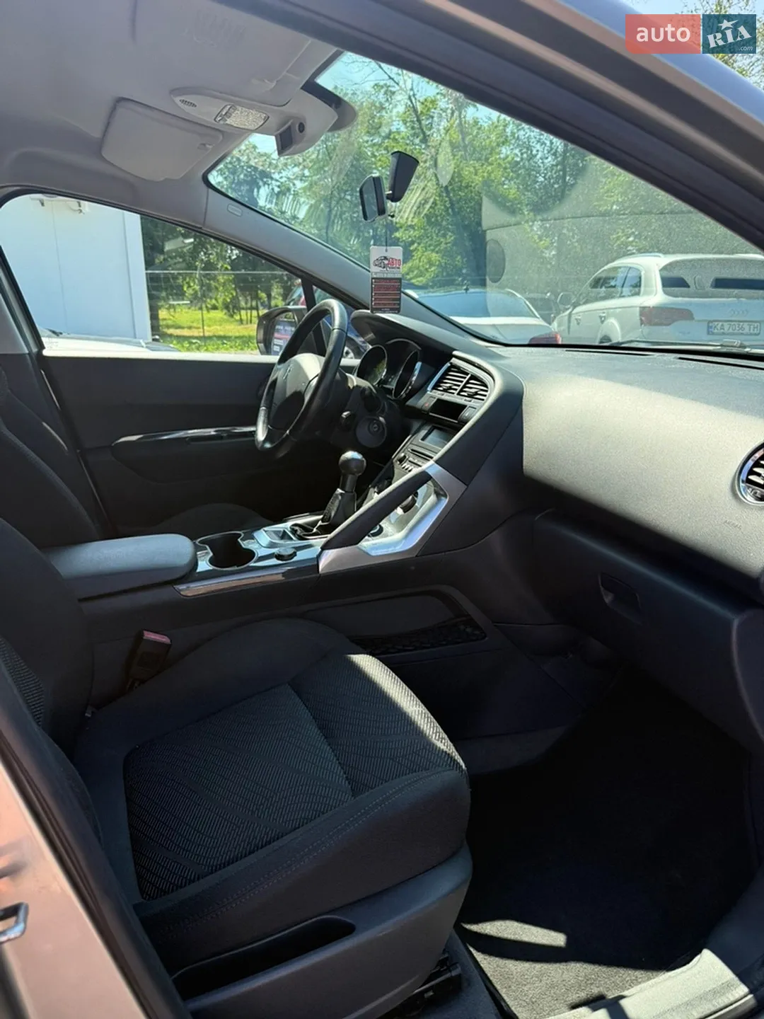 2010 Peugeot 3008 - мініатюра 11