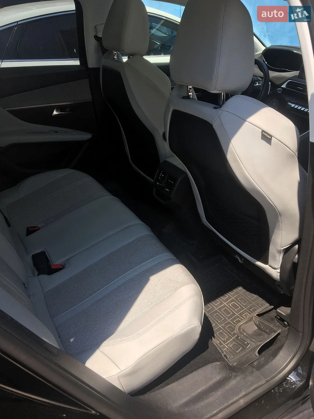 2019 Peugeot 3008 - мініатюра 4