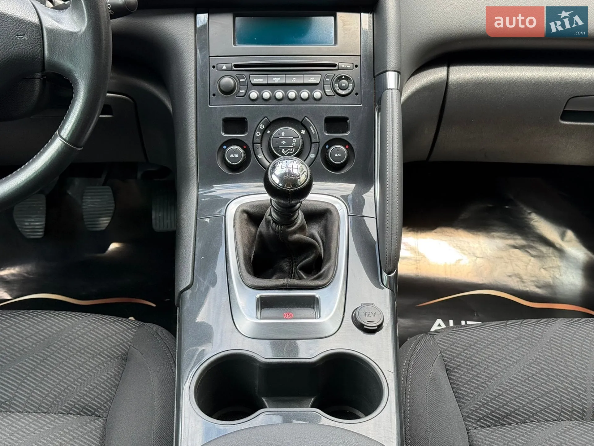2011 Peugeot 3008 - мініатюра 32