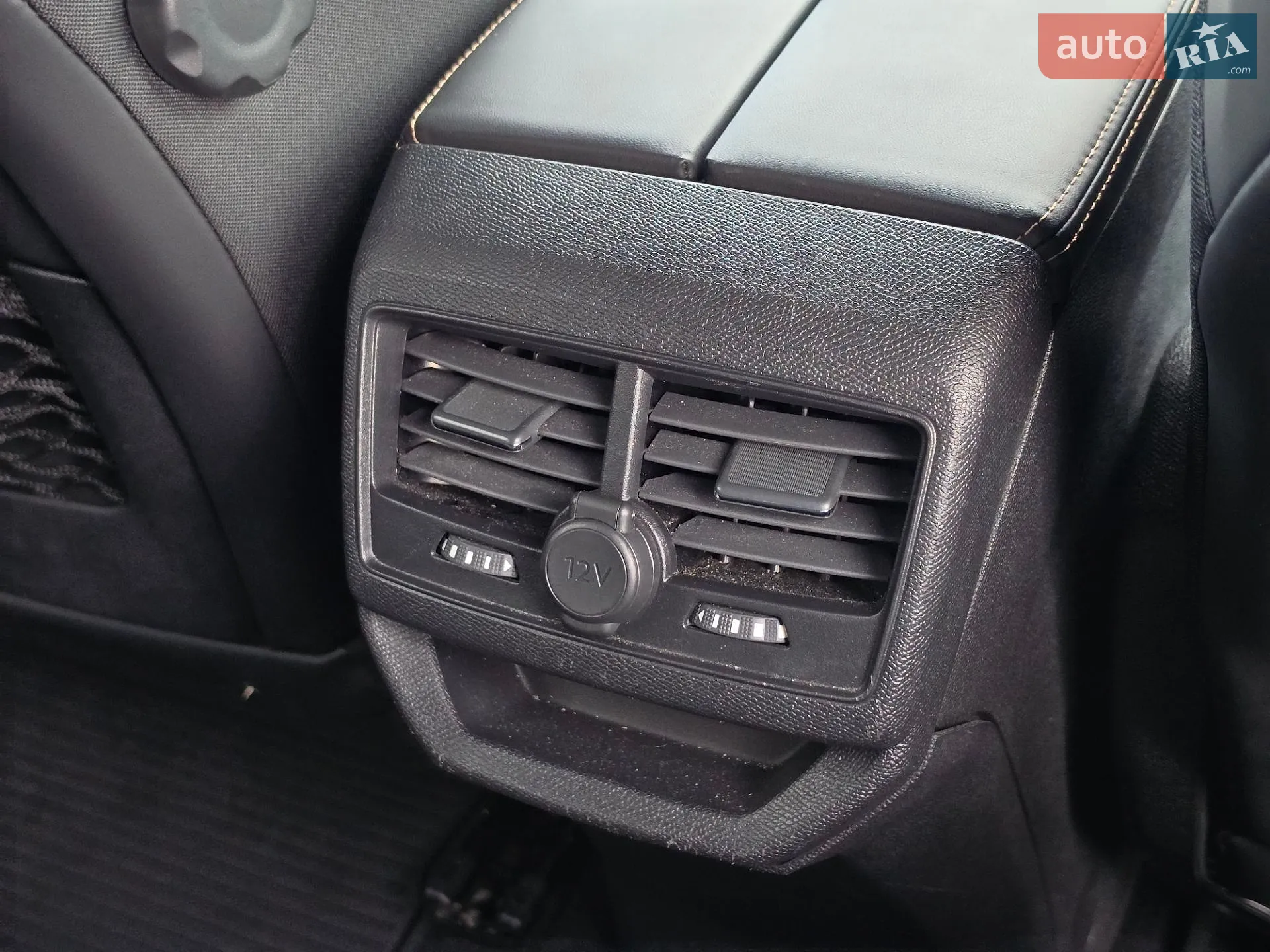 2017 Peugeot 3008 - мініатюра 32