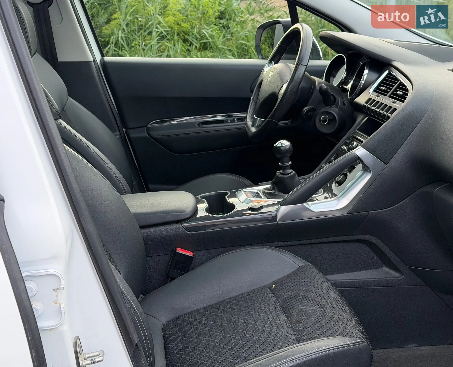 2015 Peugeot 3008 - мініатюра 24