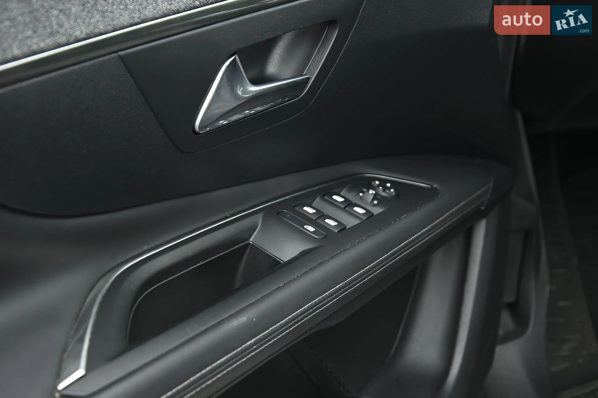 2018 Peugeot 3008 - мініатюра 12