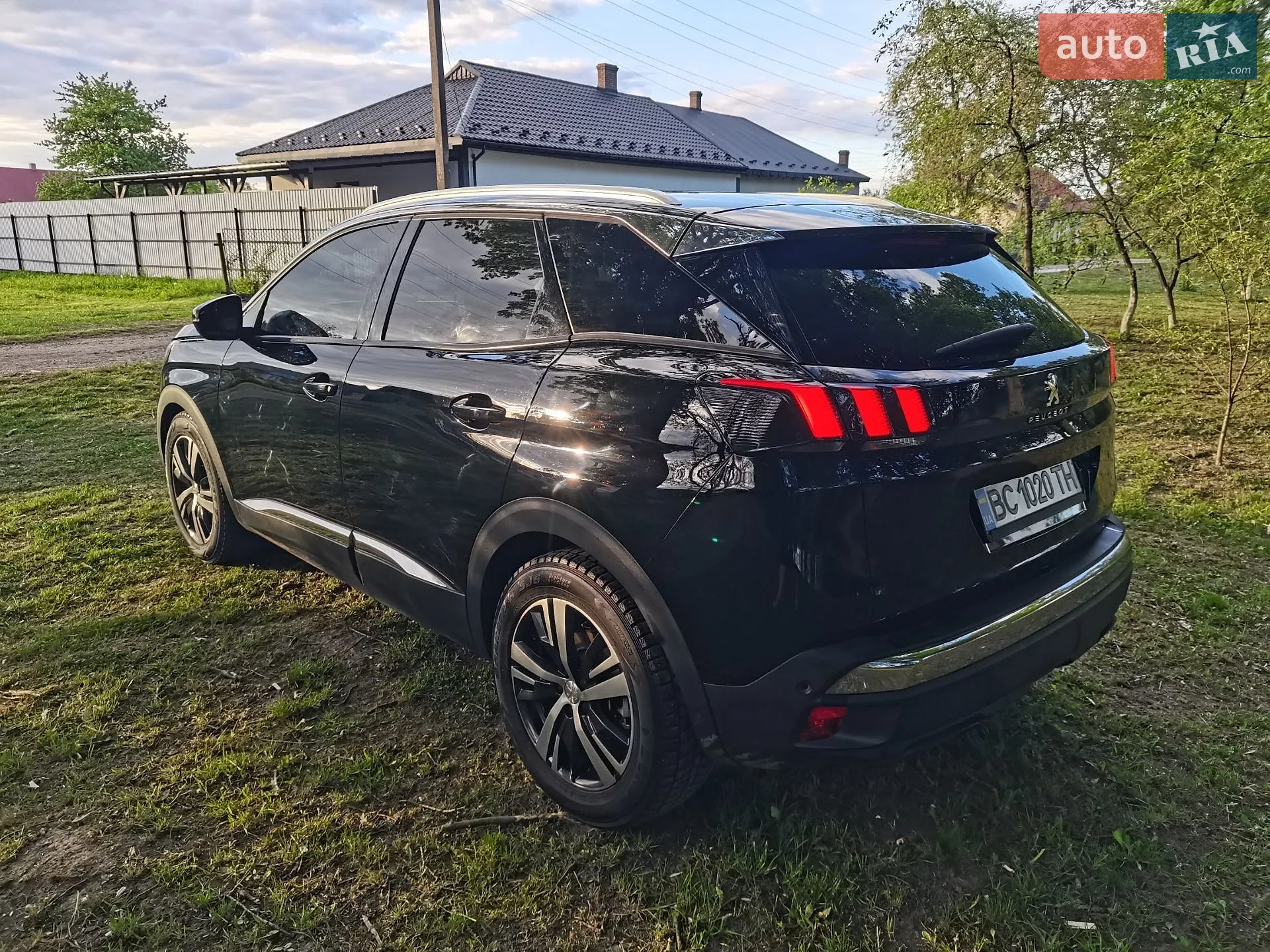 2017 Peugeot 3008 - мініатюра 10