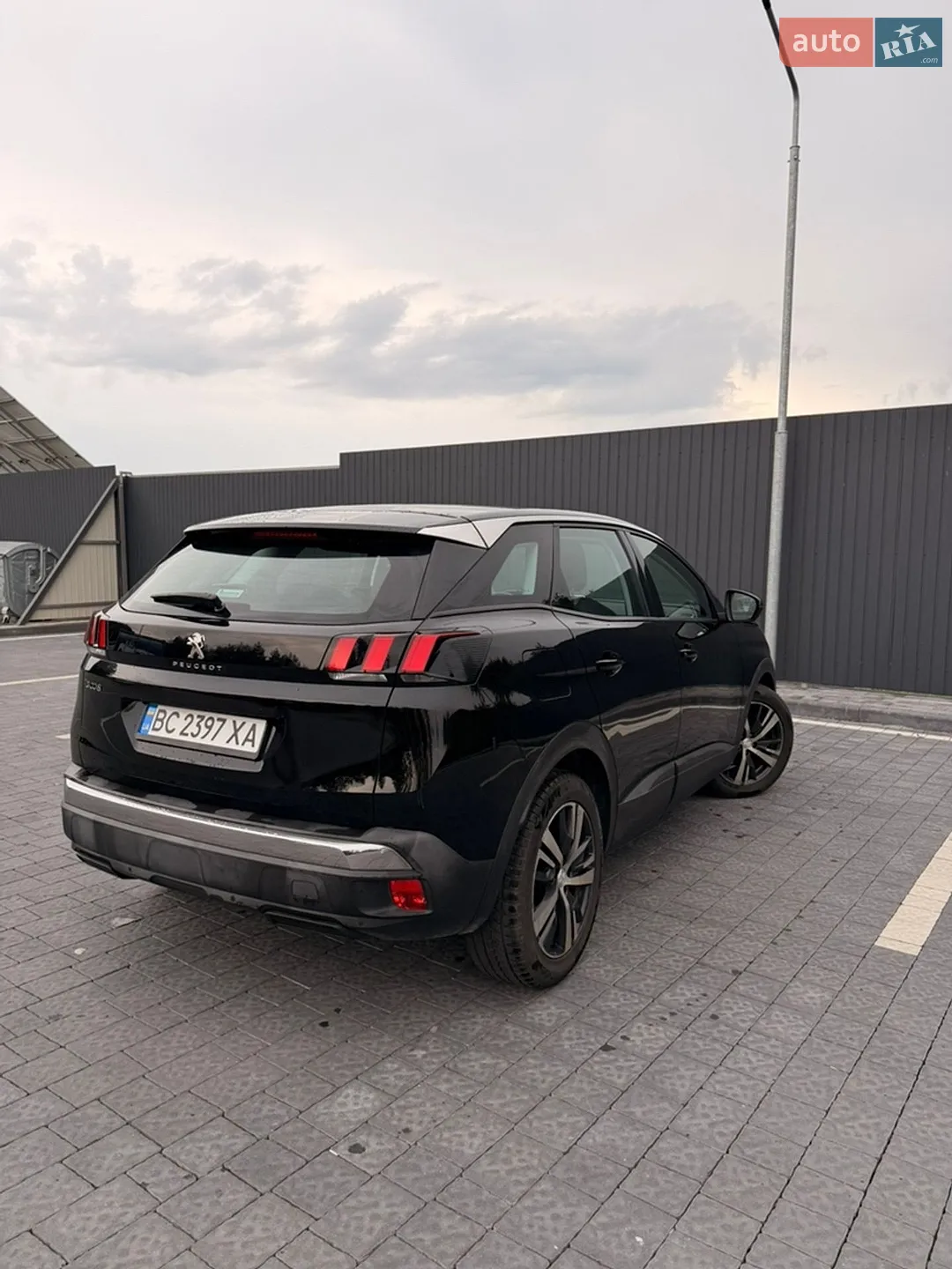 2017 Peugeot 3008 - мініатюра 17