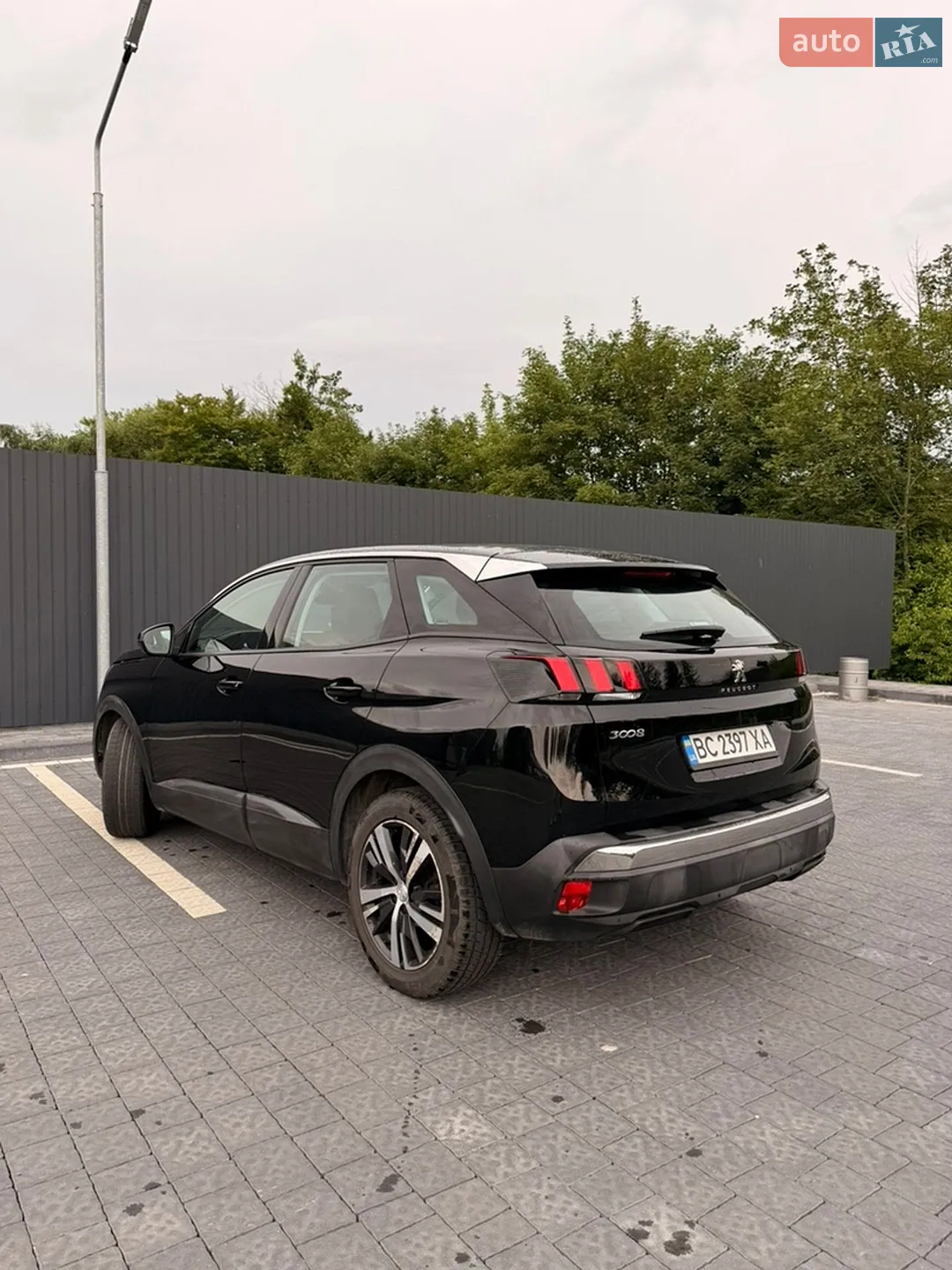 2017 Peugeot 3008 - мініатюра 16