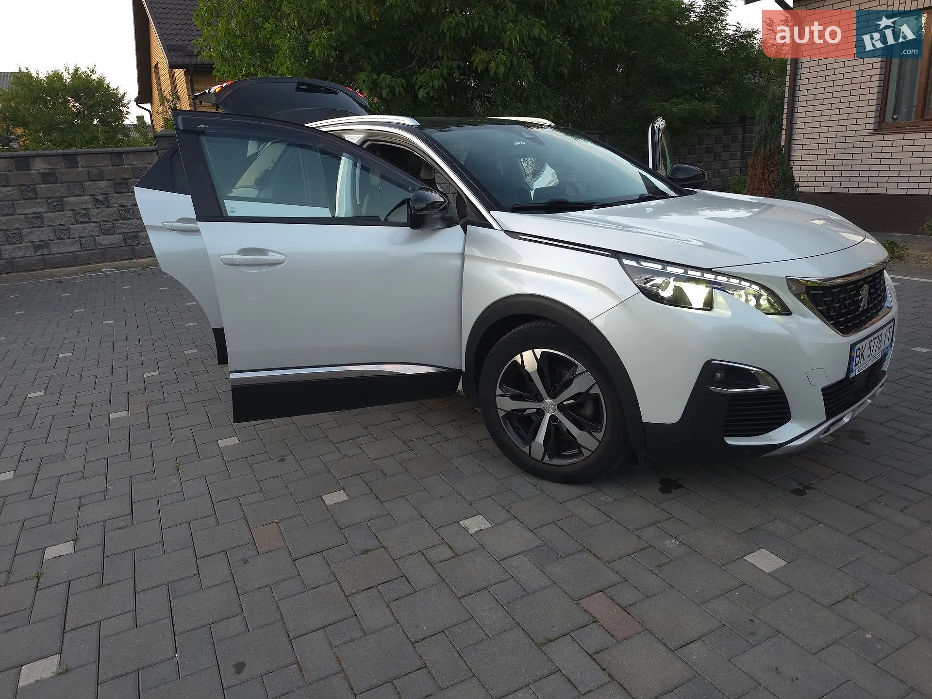 2017 Peugeot 3008 - мініатюра 4