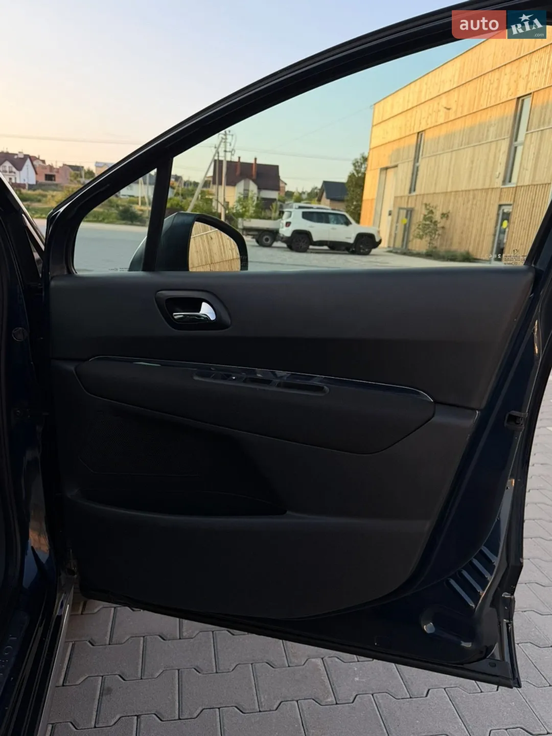 2011 Peugeot 3008 - мініатюра 71