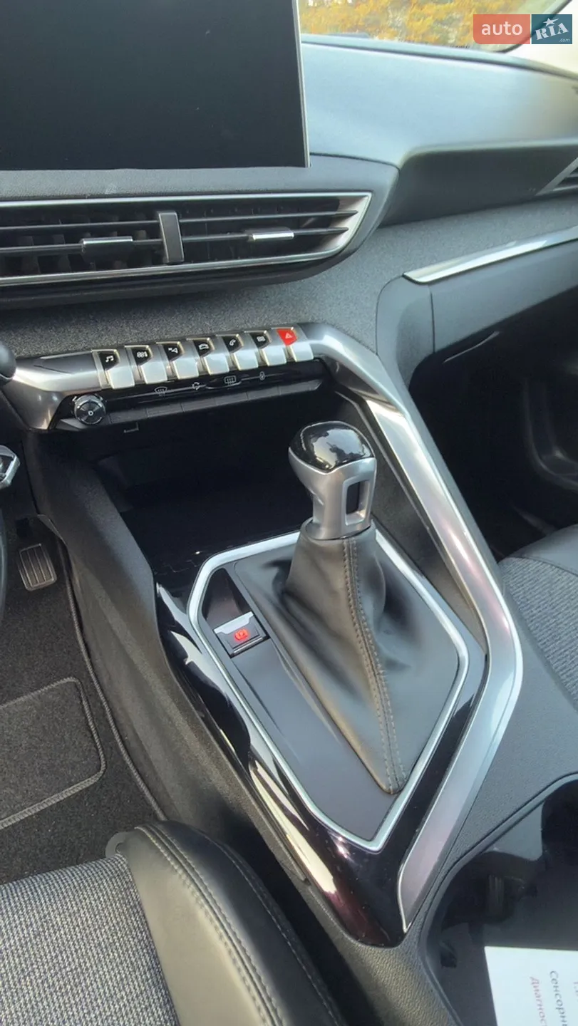2017 Peugeot 3008 - мініатюра 23