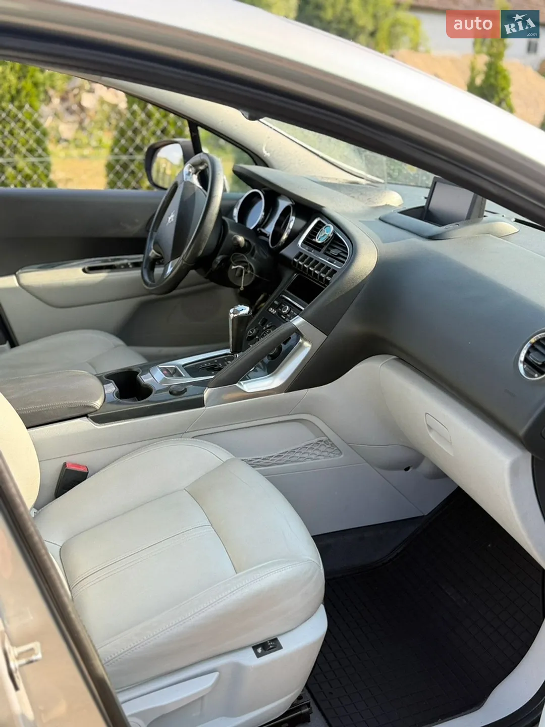 2016 Peugeot 3008 - мініатюра 31