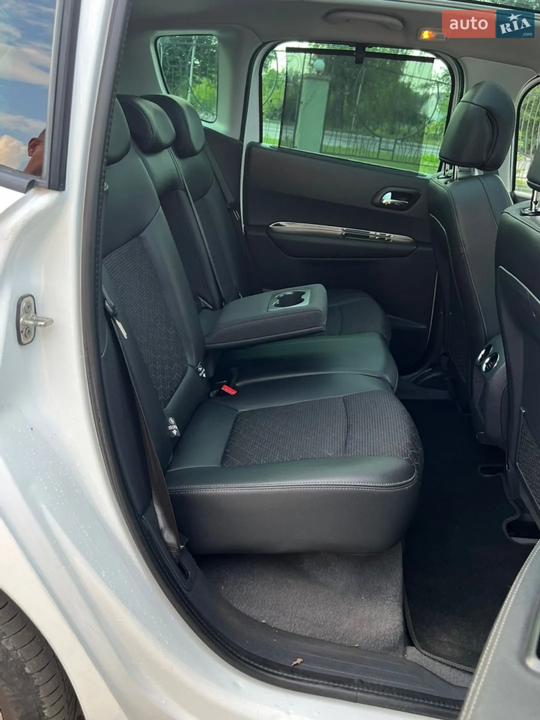 2015 Peugeot 3008 - мініатюра 28