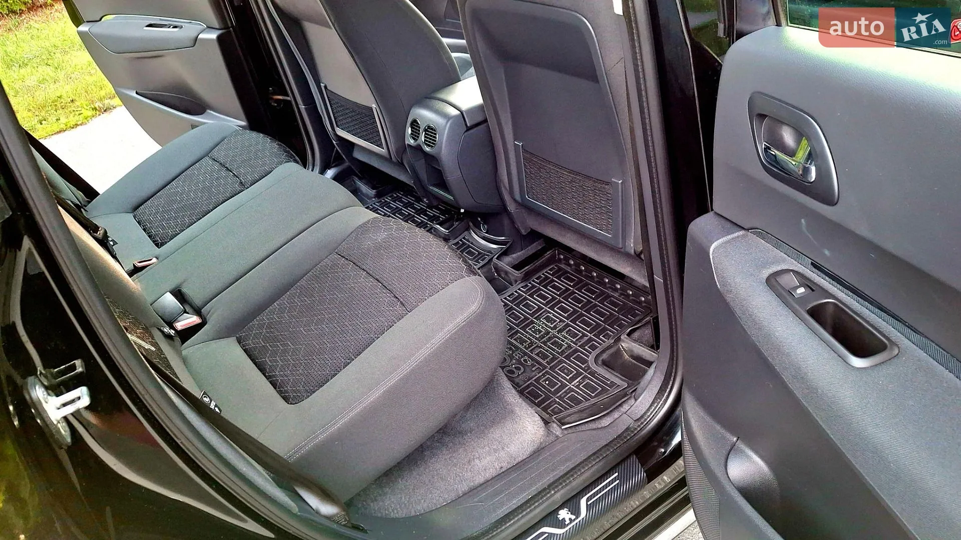 2015 Peugeot 3008 - мініатюра 18