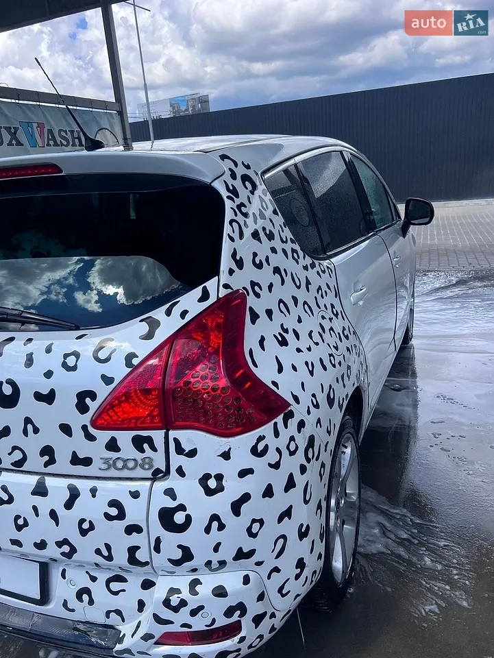 2011 Peugeot 3008 - мініатюра 12