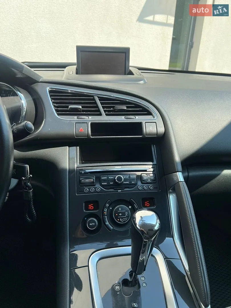 2010 Peugeot 3008 - мініатюра 48