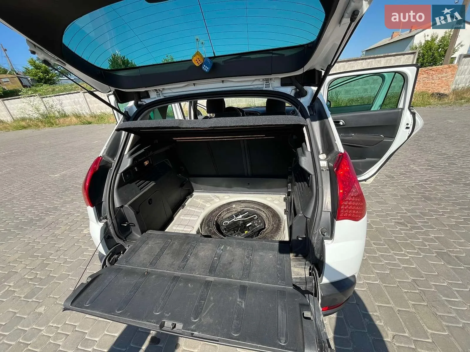 2011 Peugeot 3008 - мініатюра 12
