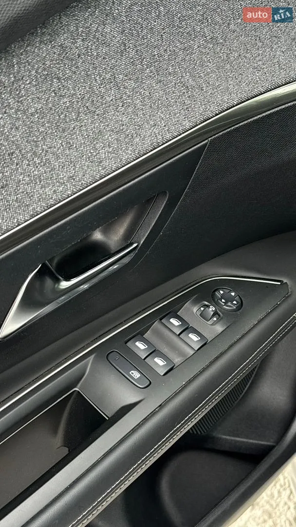 2018 Peugeot 3008 - мініатюра 15