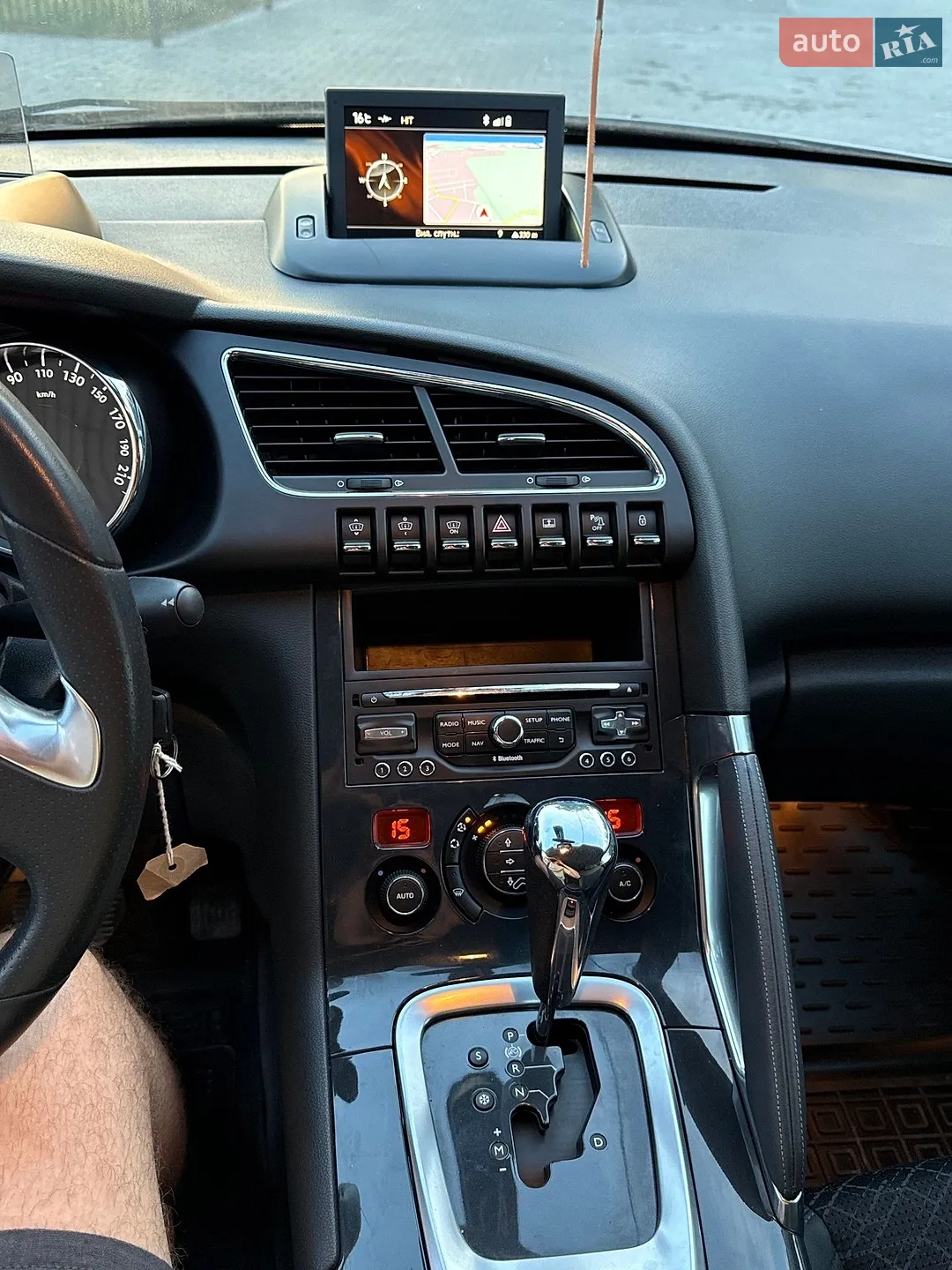 2015 Peugeot 3008 - мініатюра 29