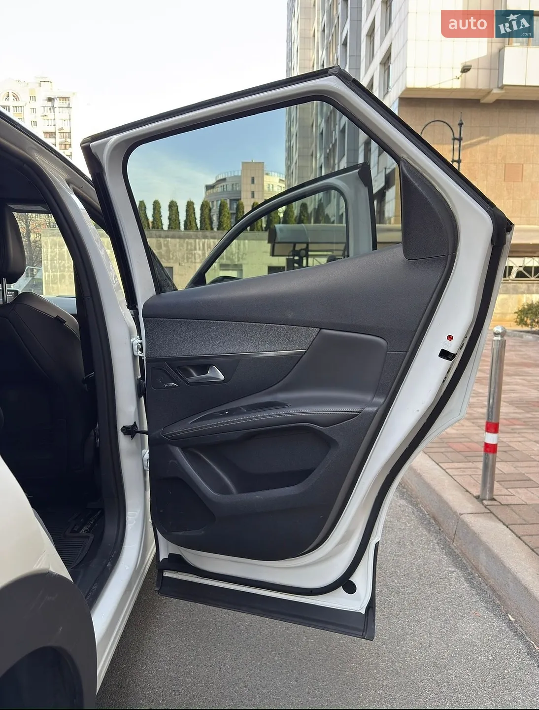 2018 Peugeot 3008 - мініатюра 15