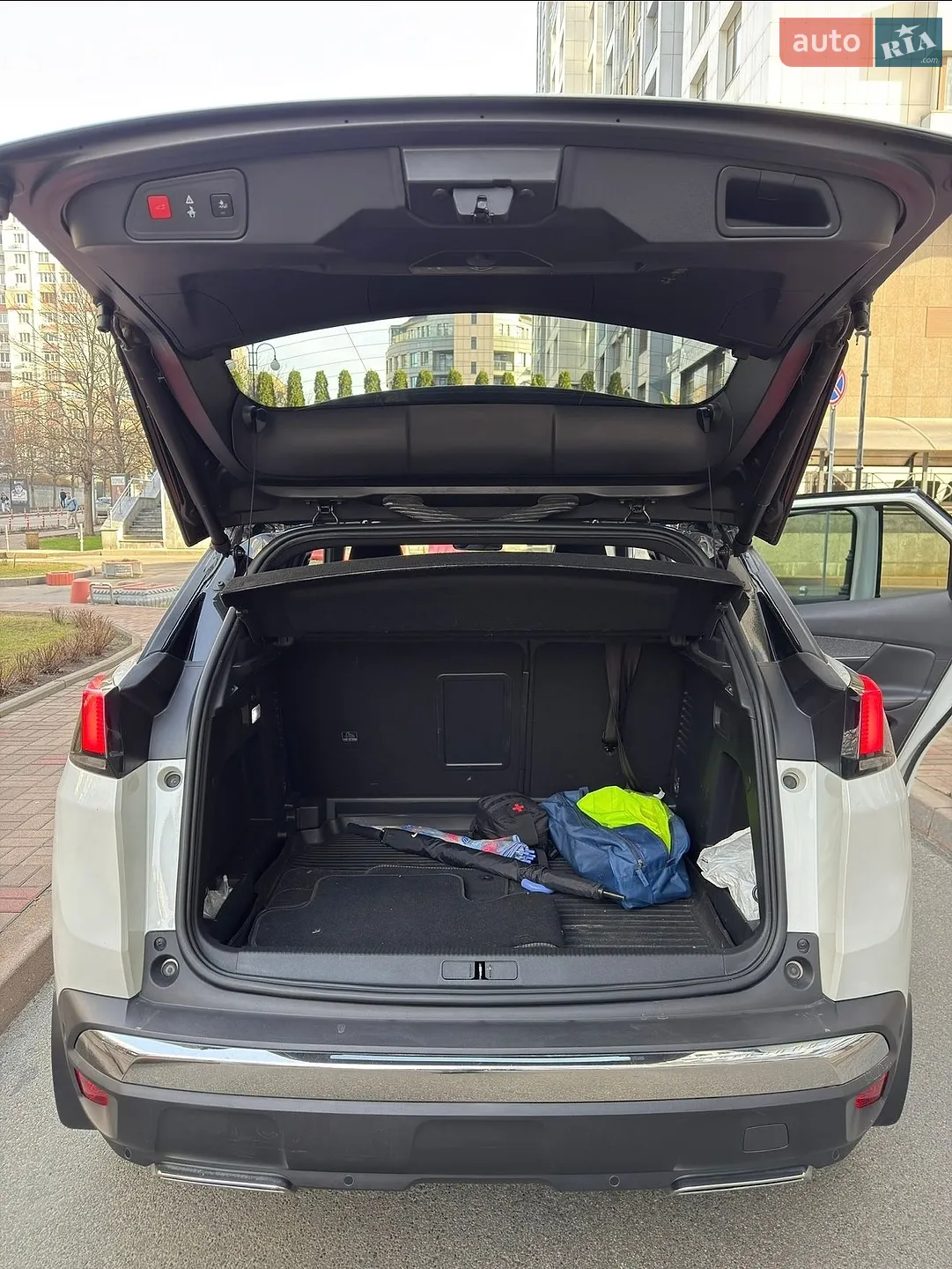 2018 Peugeot 3008 - мініатюра 21