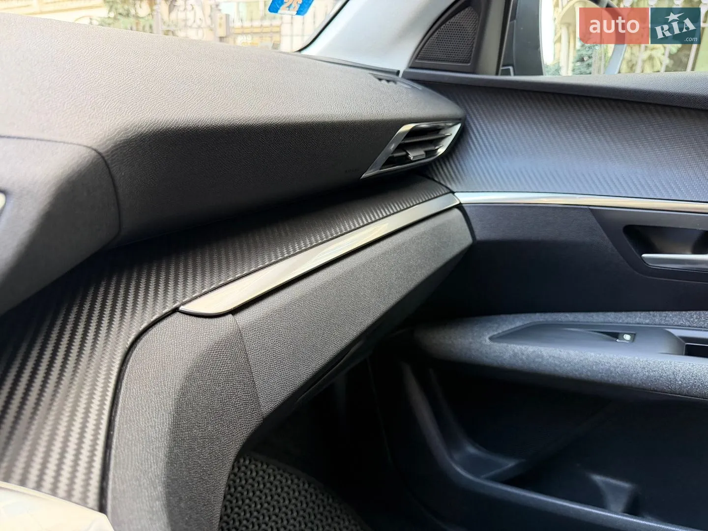 2019 Peugeot 3008 - мініатюра 14