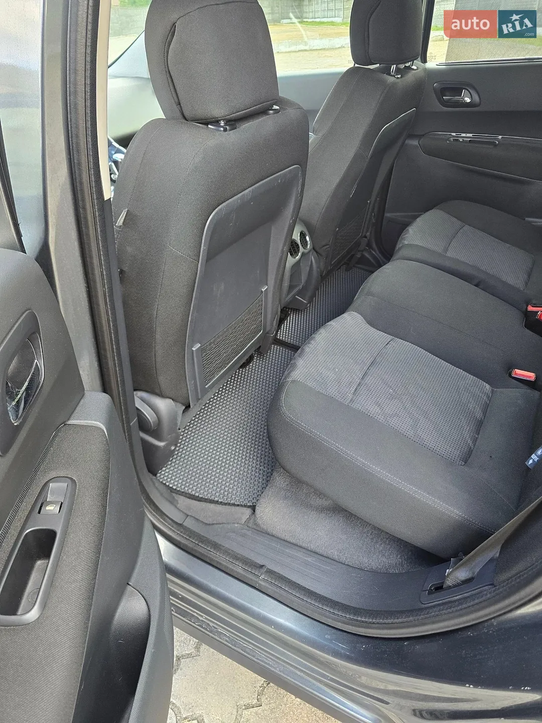 2011 Peugeot 3008 - мініатюра 12