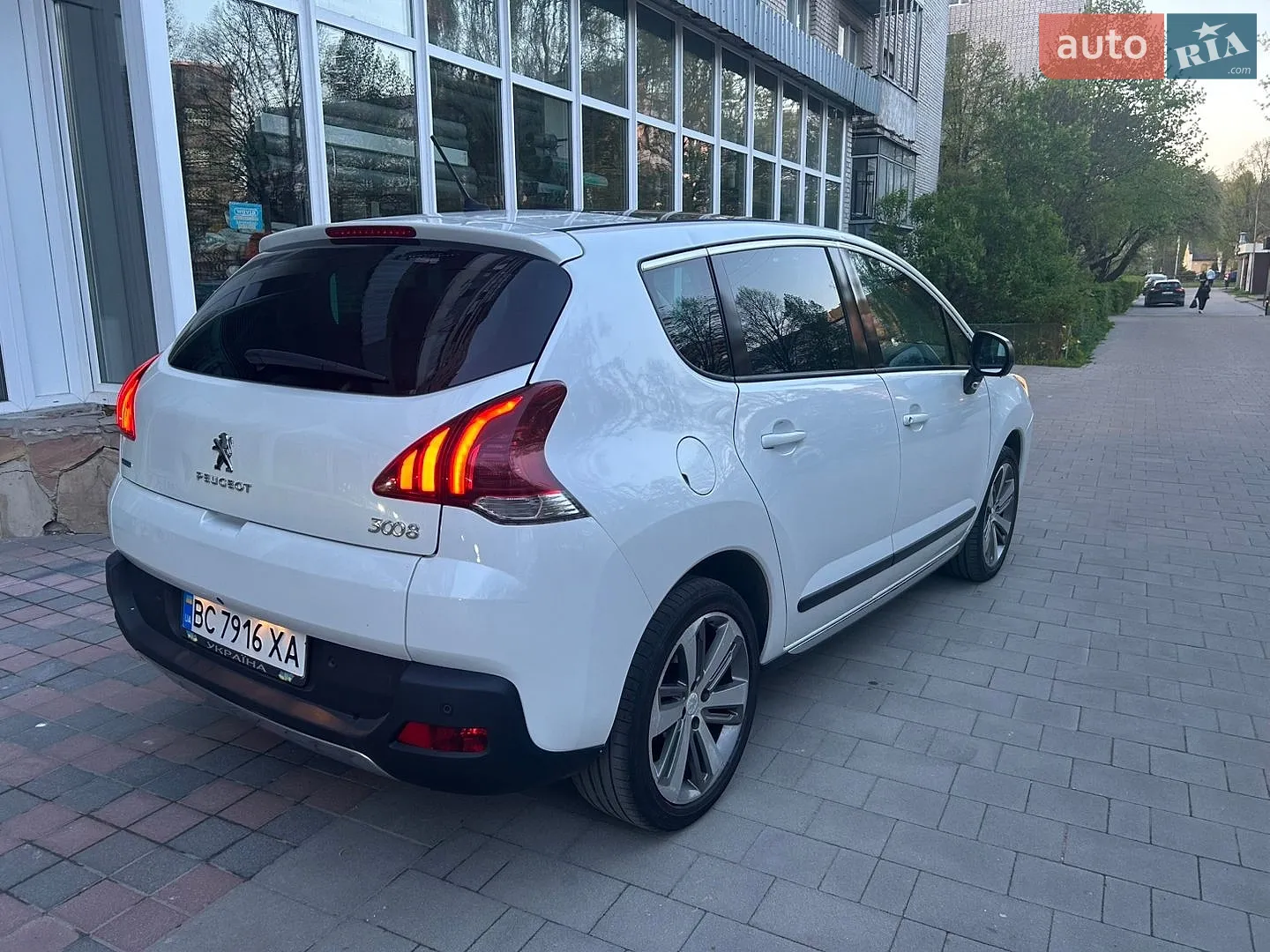 2015 Peugeot 3008 - мініатюра 4