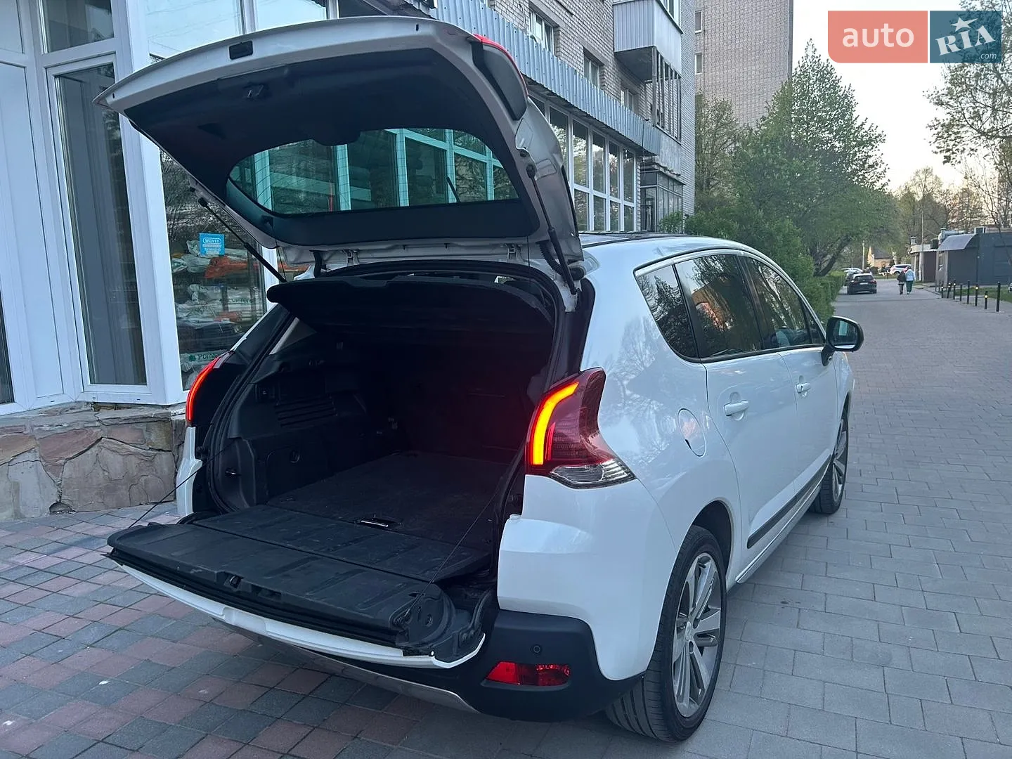 2015 Peugeot 3008 - мініатюра 6