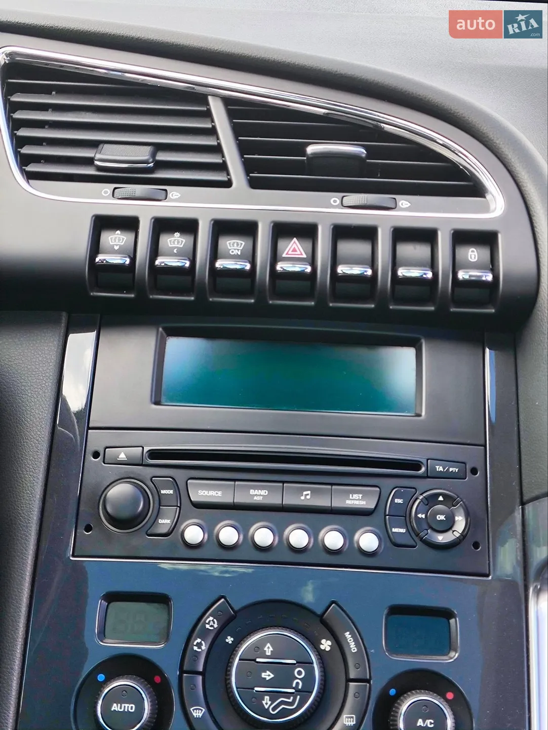 2010 Peugeot 3008 - мініатюра 22