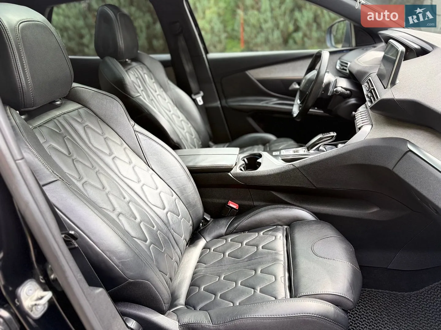 2017 Peugeot 3008 - мініатюра 23
